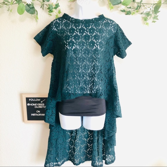 Tops - Lace high-low tunic top size S